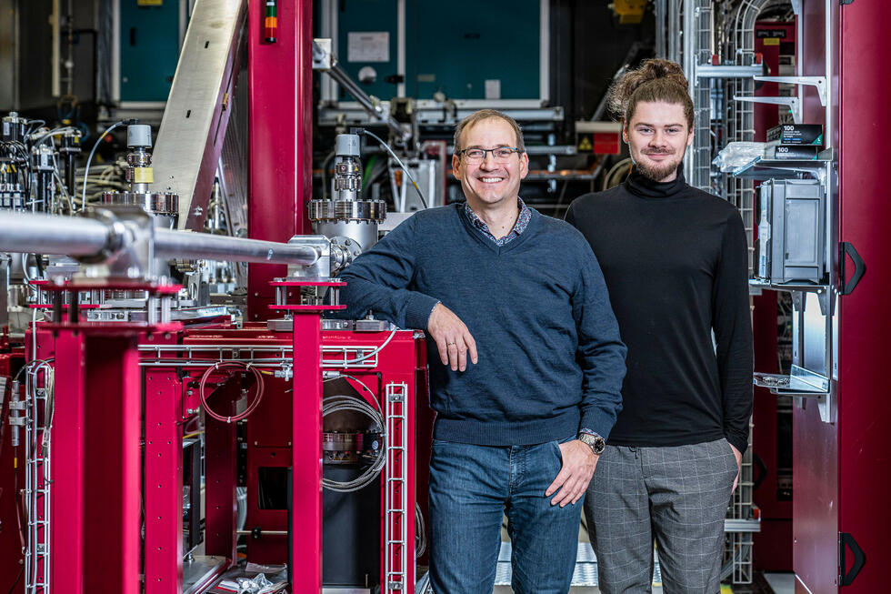 Scientists Jörg Standfuss and Maximilian Wranik